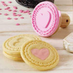 Picture of 3 Pec Set Scalloped Edge Cookies Cutter