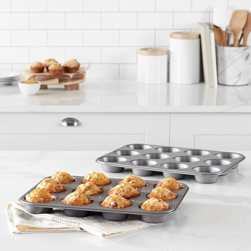 Picture of 12-Cup Muffin Pan