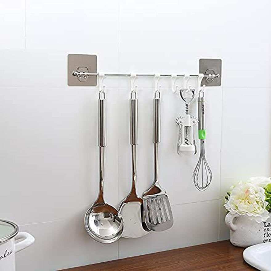 Picture of Hook Hanger Plastic Helpful For Home Requirement