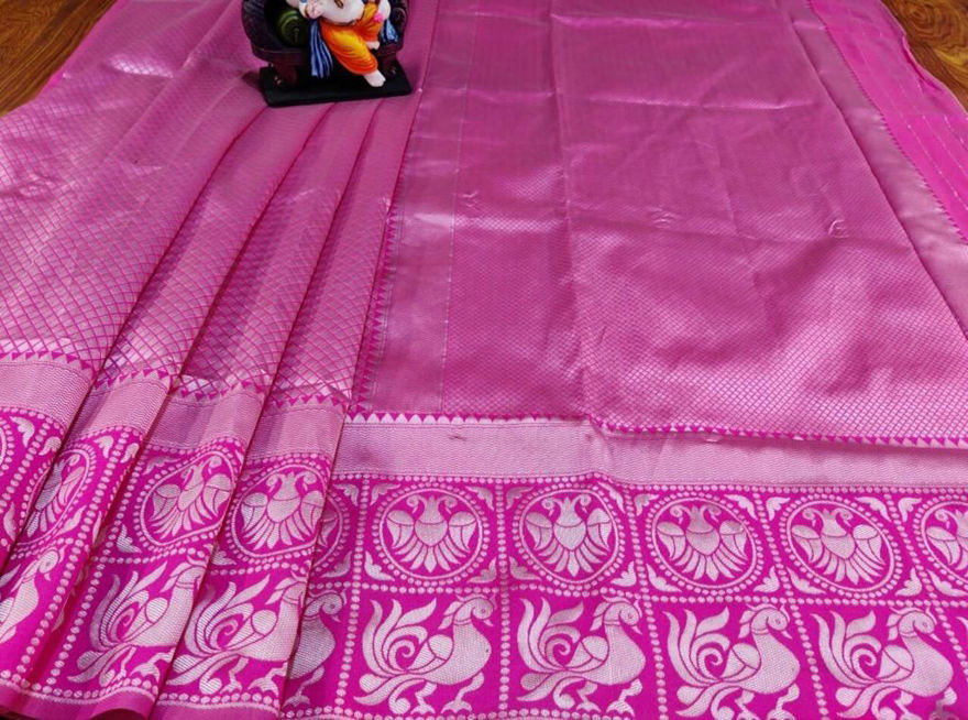Picture of Yamini Archaic Traditional Kanchi Soft Silk Sari With Attached Blouse