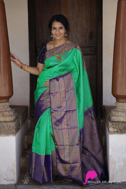 Picture of Beautiful Pure Silk Saree For Wedding With Blouse