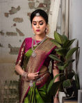Picture of Best Banarasi Saree For Wedding With Blouse